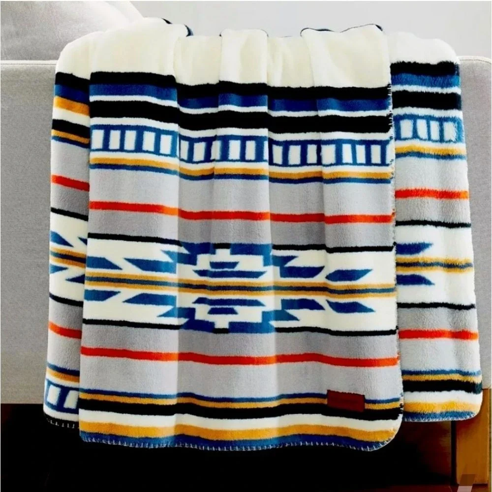 Pendleton Plush Throw 50